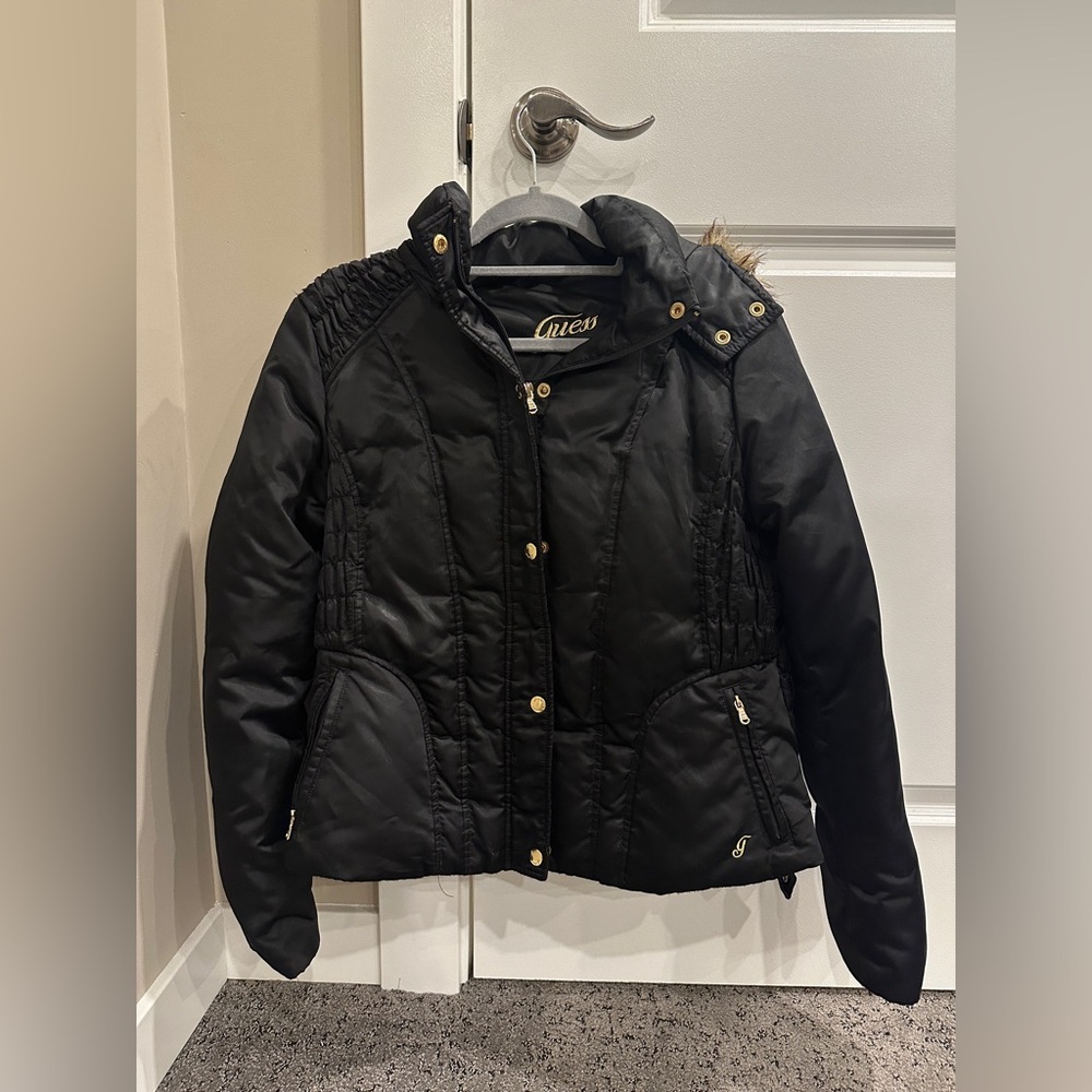 Guess Black puffer Jacket with gold down/feather filled| size large